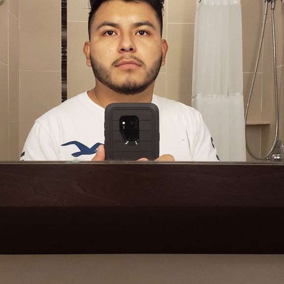 Meet your Posher, Alex - Picture 1 of 1